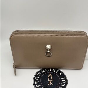 TAN FENDI LEATHER CONTINENTAL ZIP WALLET